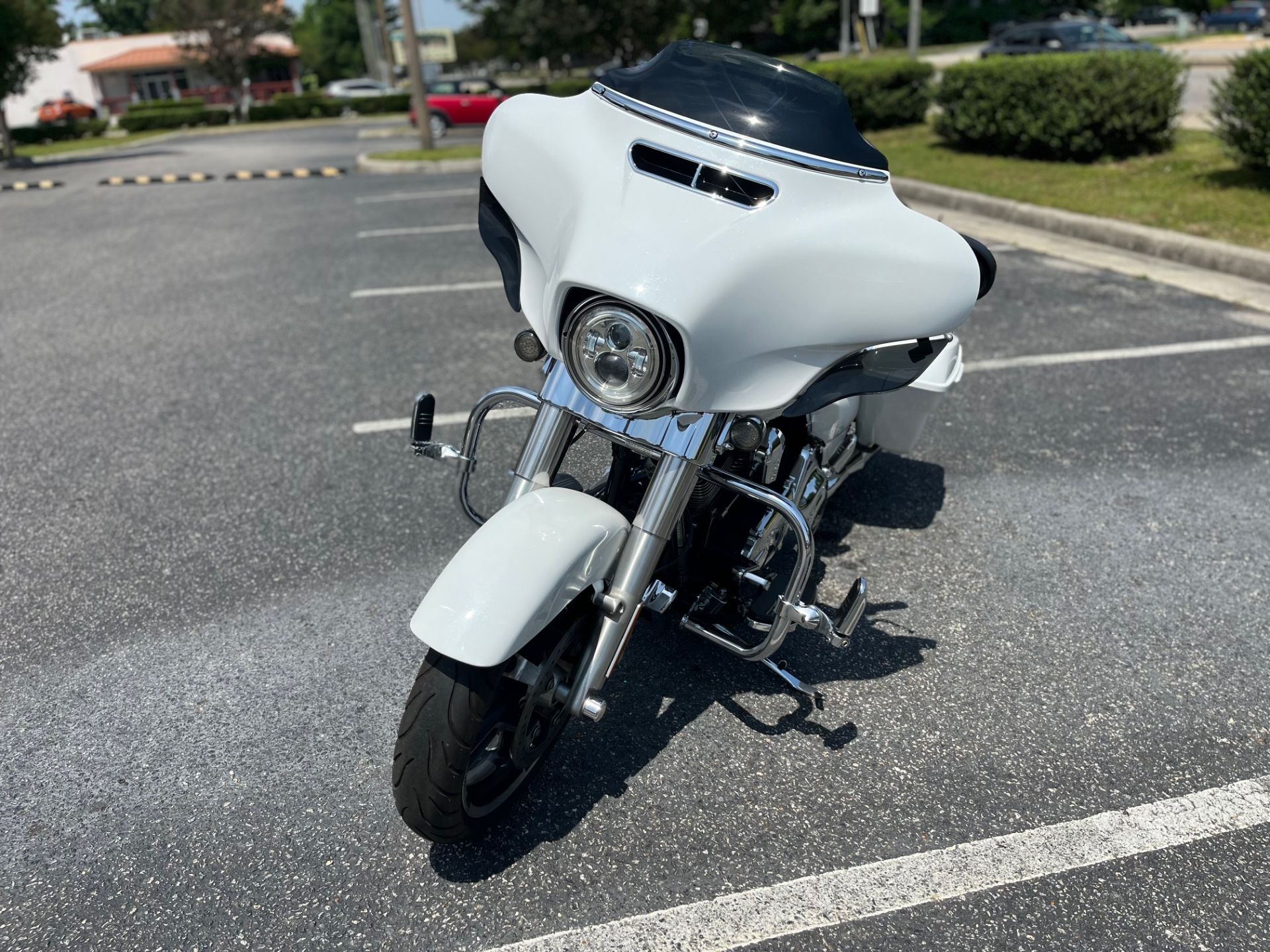 2016 Harley-Davidson Street Glide® in Virginia Beach, Virginia - Photo 9