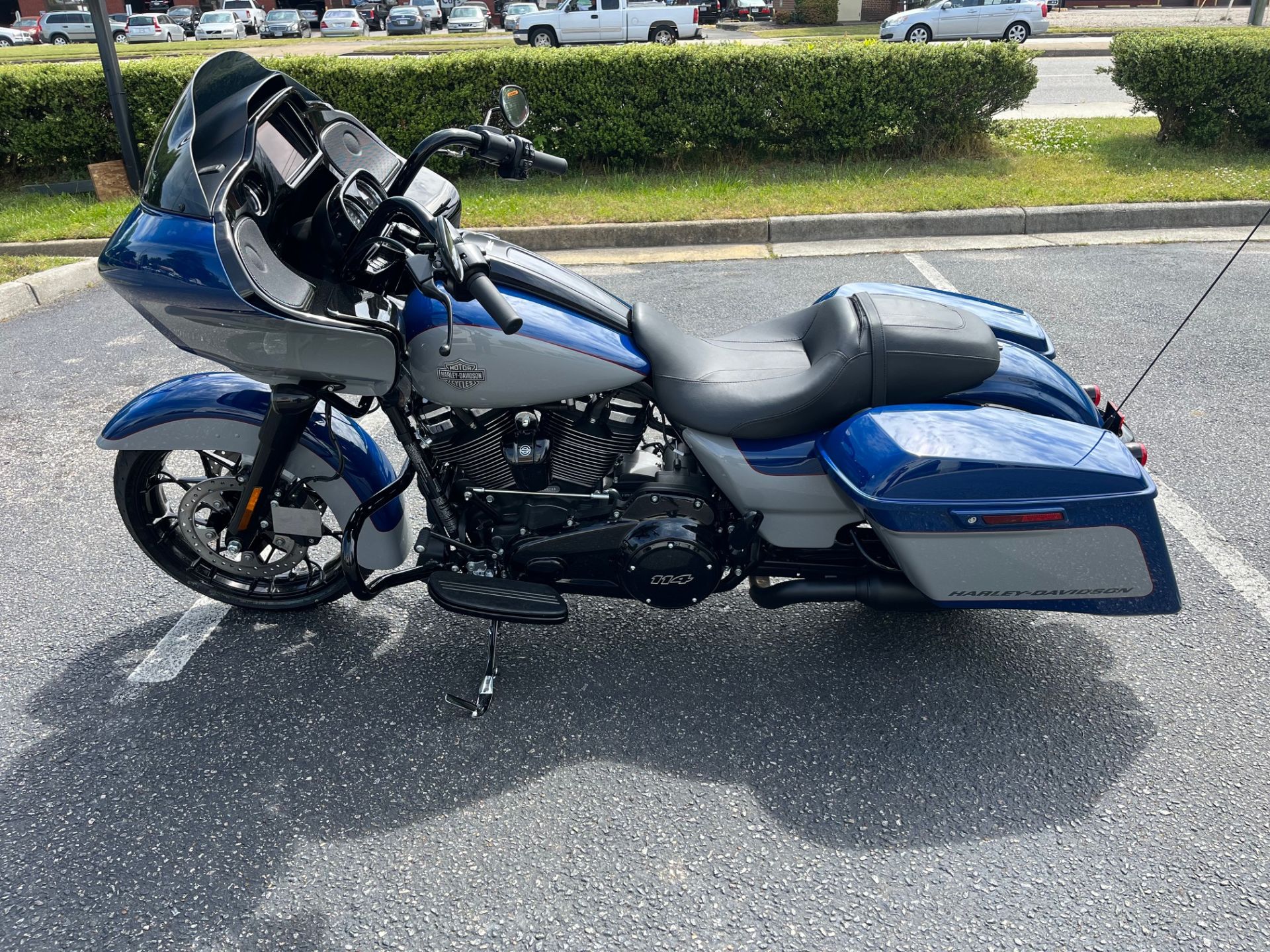 2023 Harley-Davidson Road Glide® Special in Virginia Beach, Virginia - Photo 8