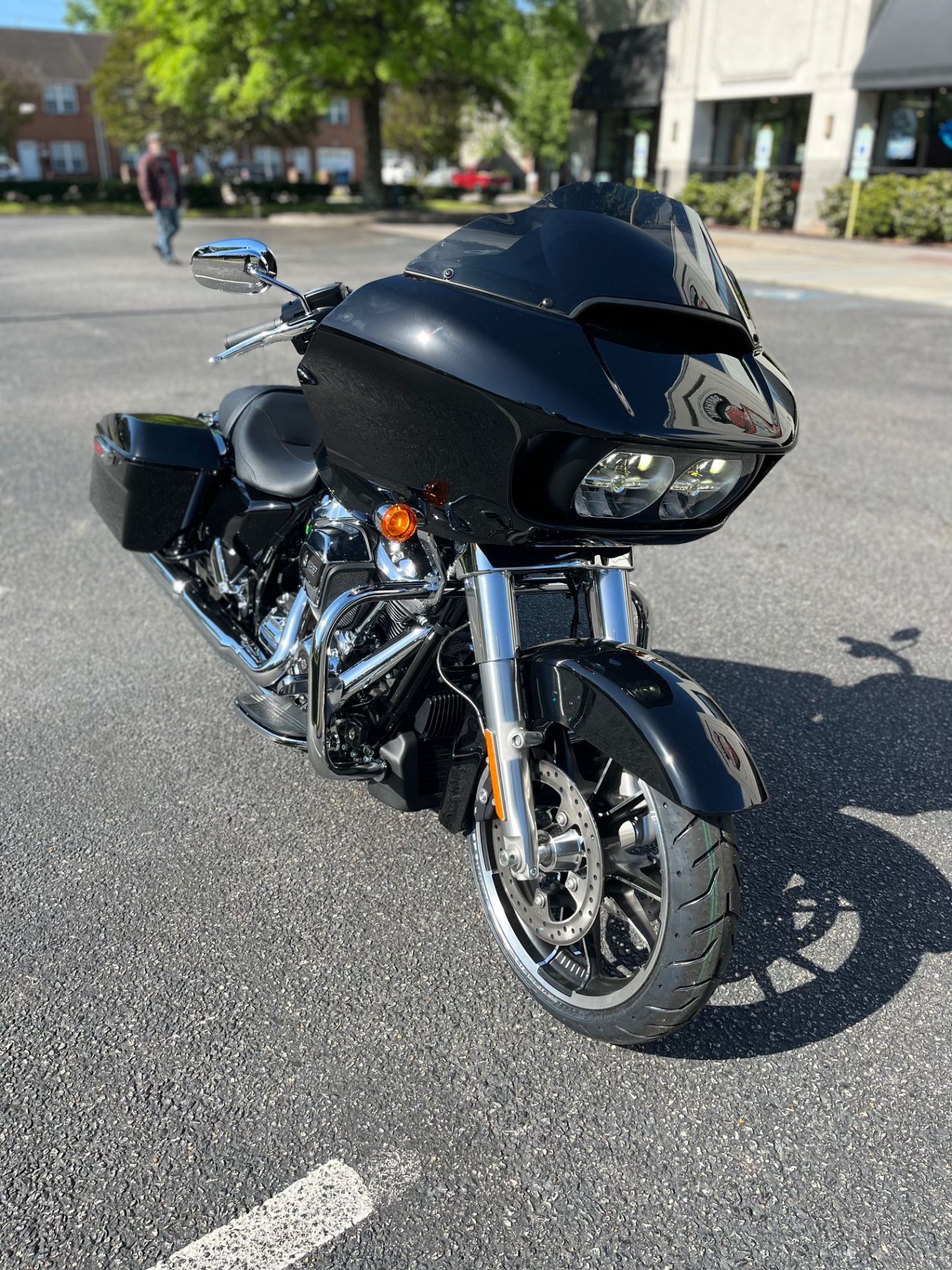 2023 Harley-Davidson Road Glide® in Virginia Beach, Virginia - Photo 2