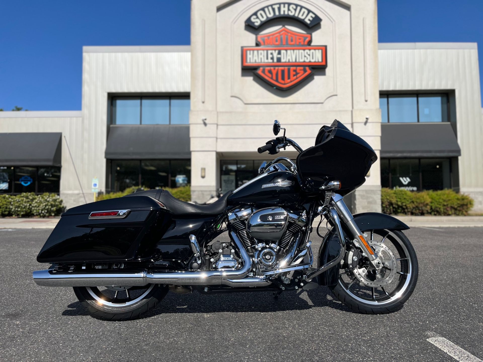2023 Harley-Davidson Road Glide® in Virginia Beach, Virginia - Photo 5