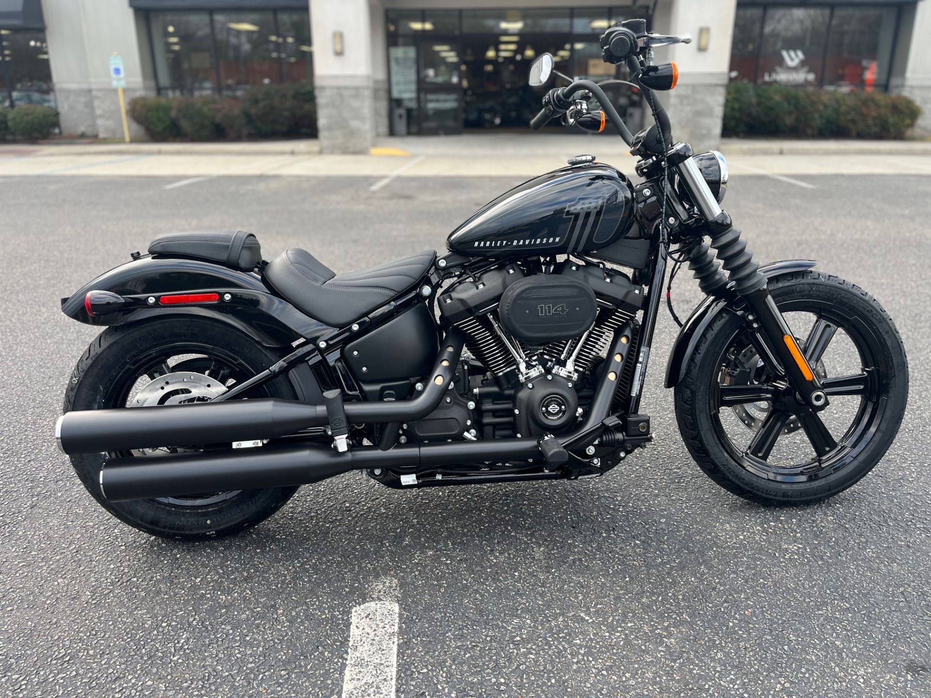 2024 Harley-Davidson Street Bob® 114 in Virginia Beach, Virginia - Photo 4