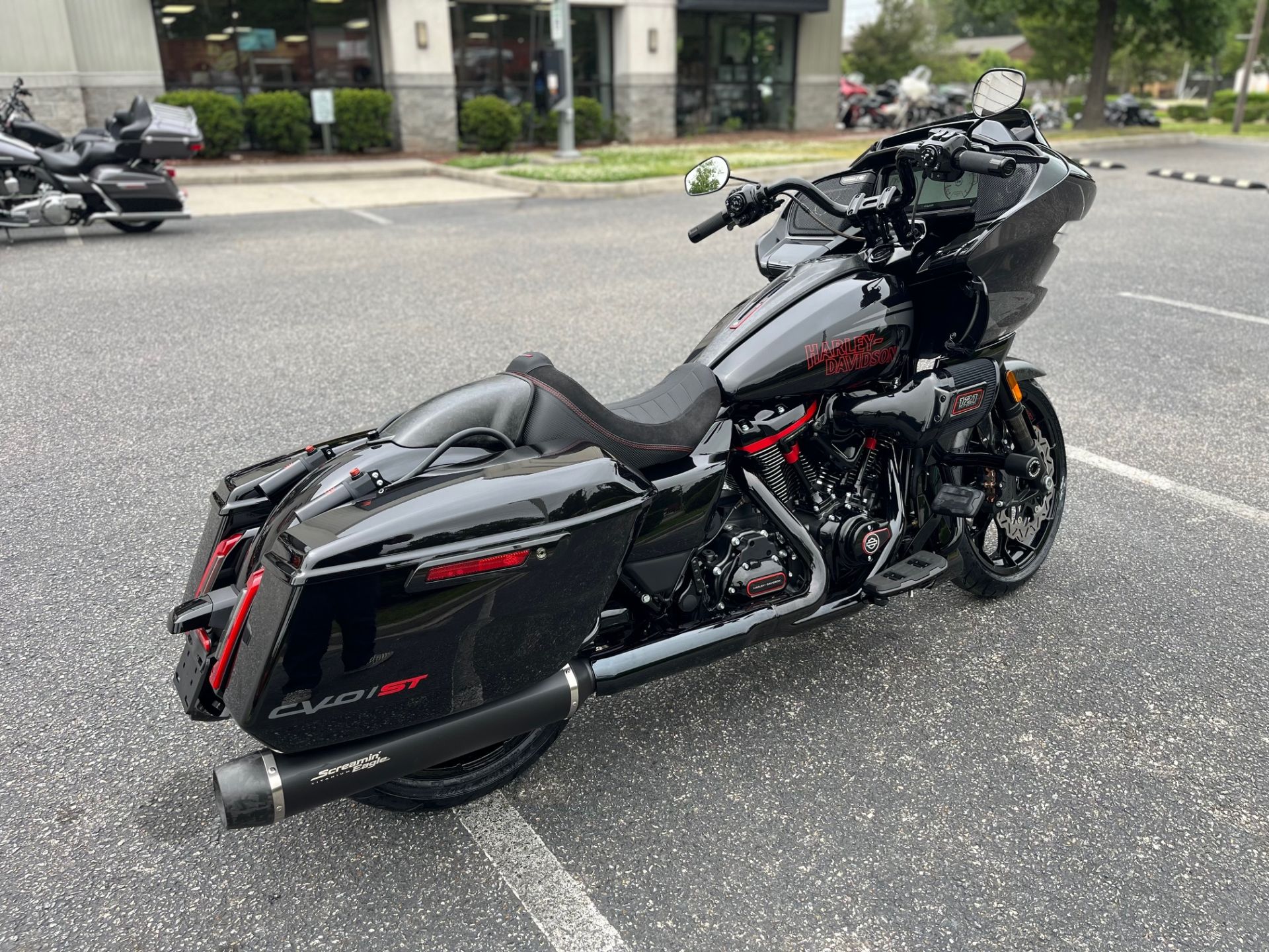 2024 Harley-Davidson CVO™ Road Glide® ST in Virginia Beach, Virginia - Photo 5