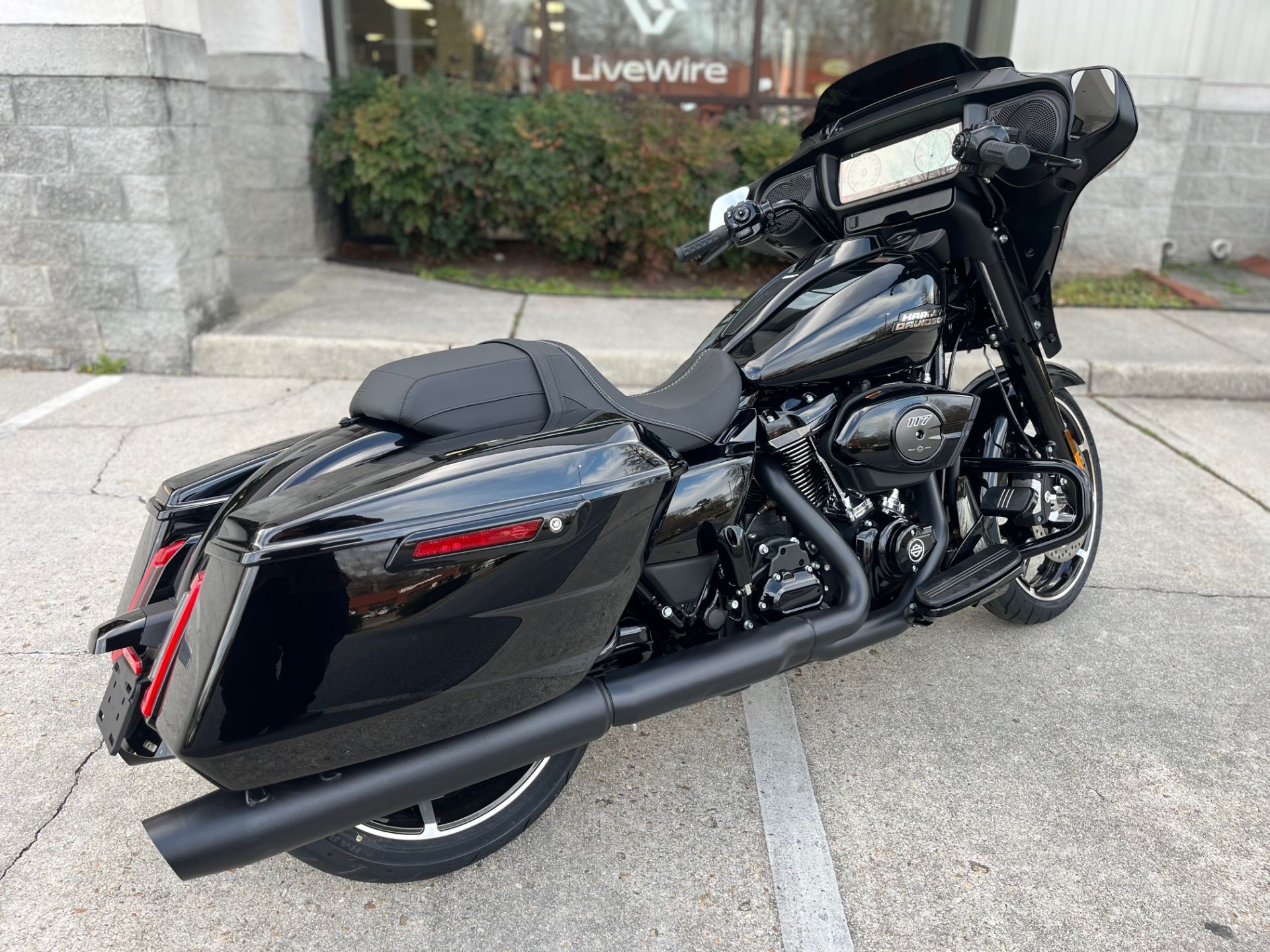 2024 Harley-Davidson Street Glide® in Virginia Beach, Virginia - Photo 5