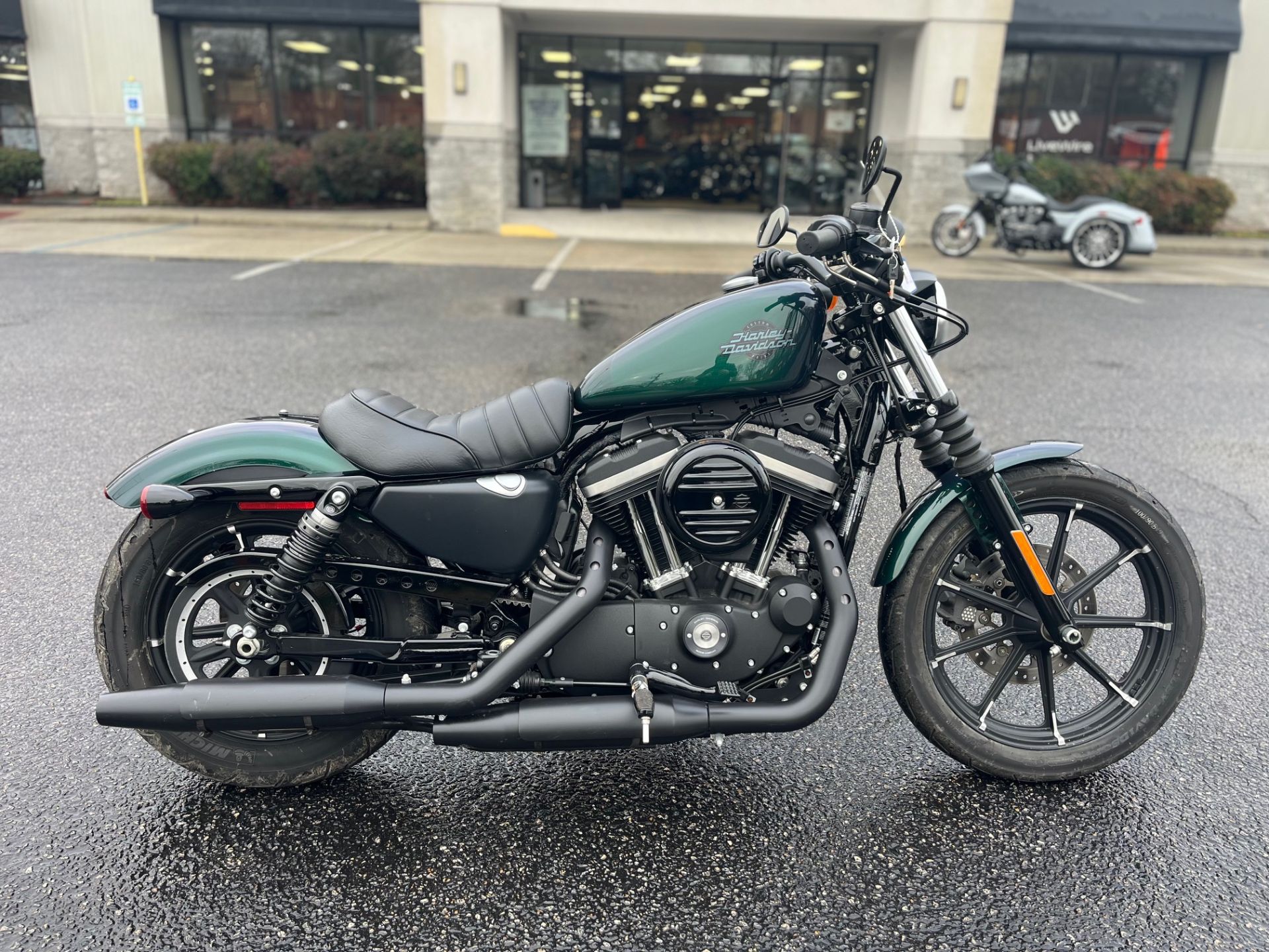 2021 Harley-Davidson Iron 883™ in Virginia Beach, Virginia - Photo 4
