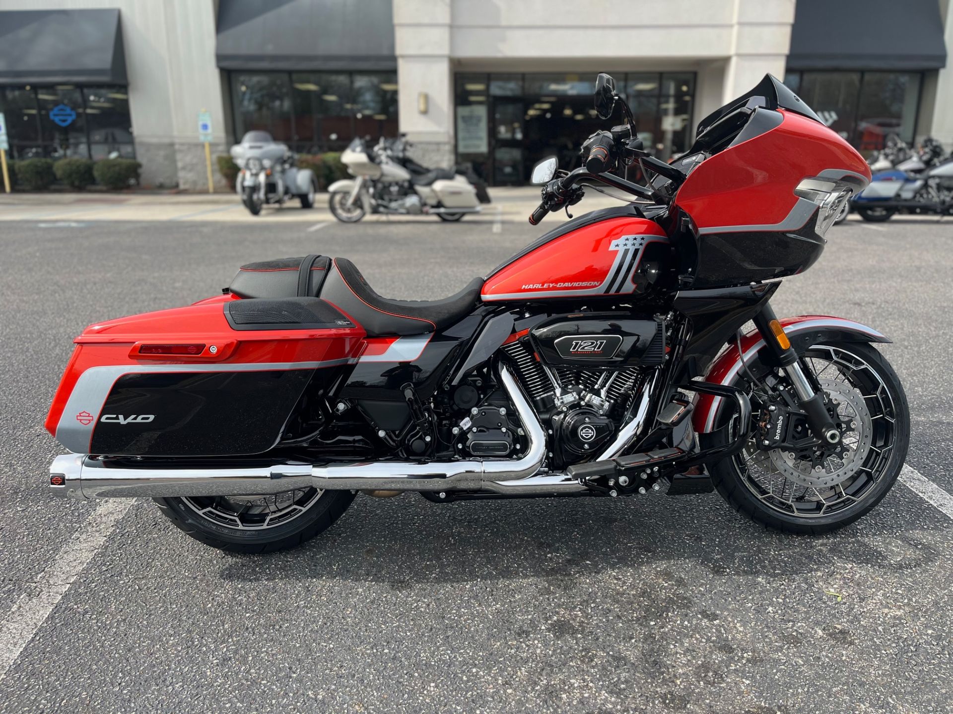 2024 Harley-Davidson CVO™ Road Glide® in Virginia Beach, Virginia - Photo 5