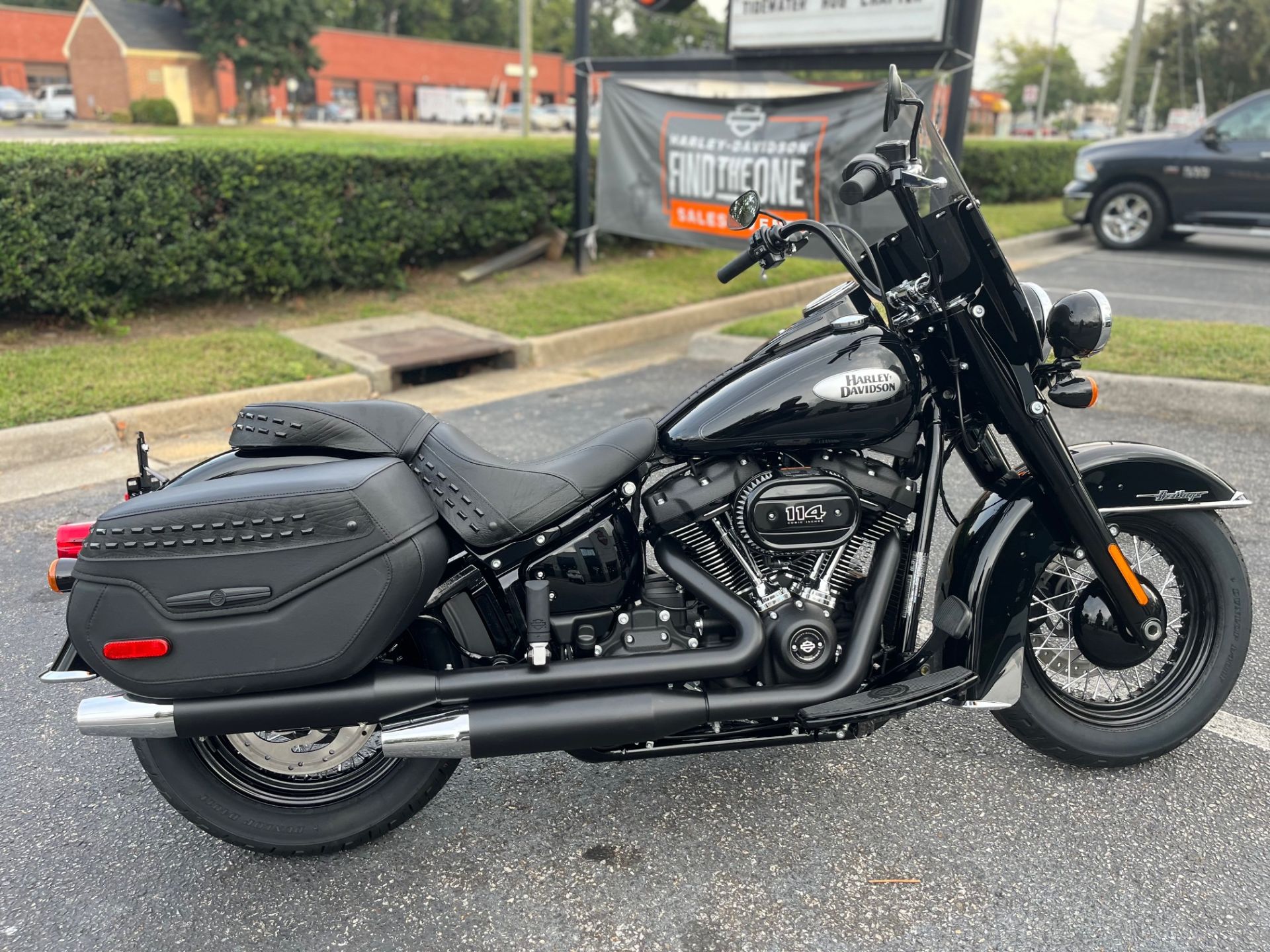 2024 Harley-Davidson Heritage Classic 114 in Virginia Beach, Virginia - Photo 4