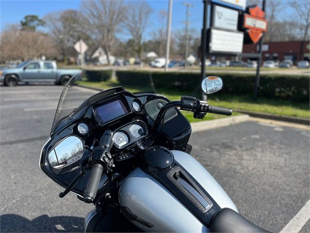2023 Harley-Davidson Road Glide® Limited in Virginia Beach, Virginia - Photo 9