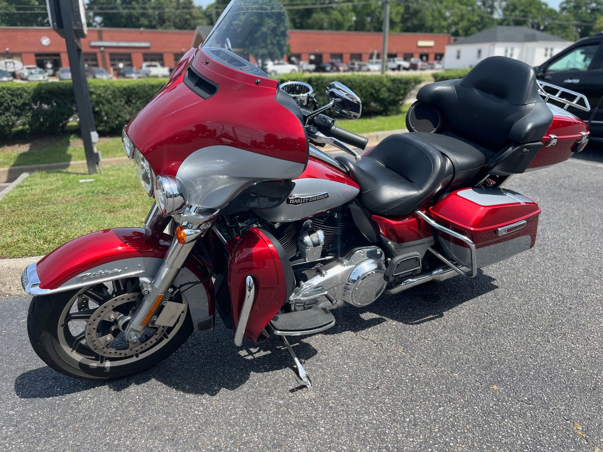 2019 Harley-Davidson Electra Glide® Ultra Classic® in Virginia Beach, Virginia - Photo 8
