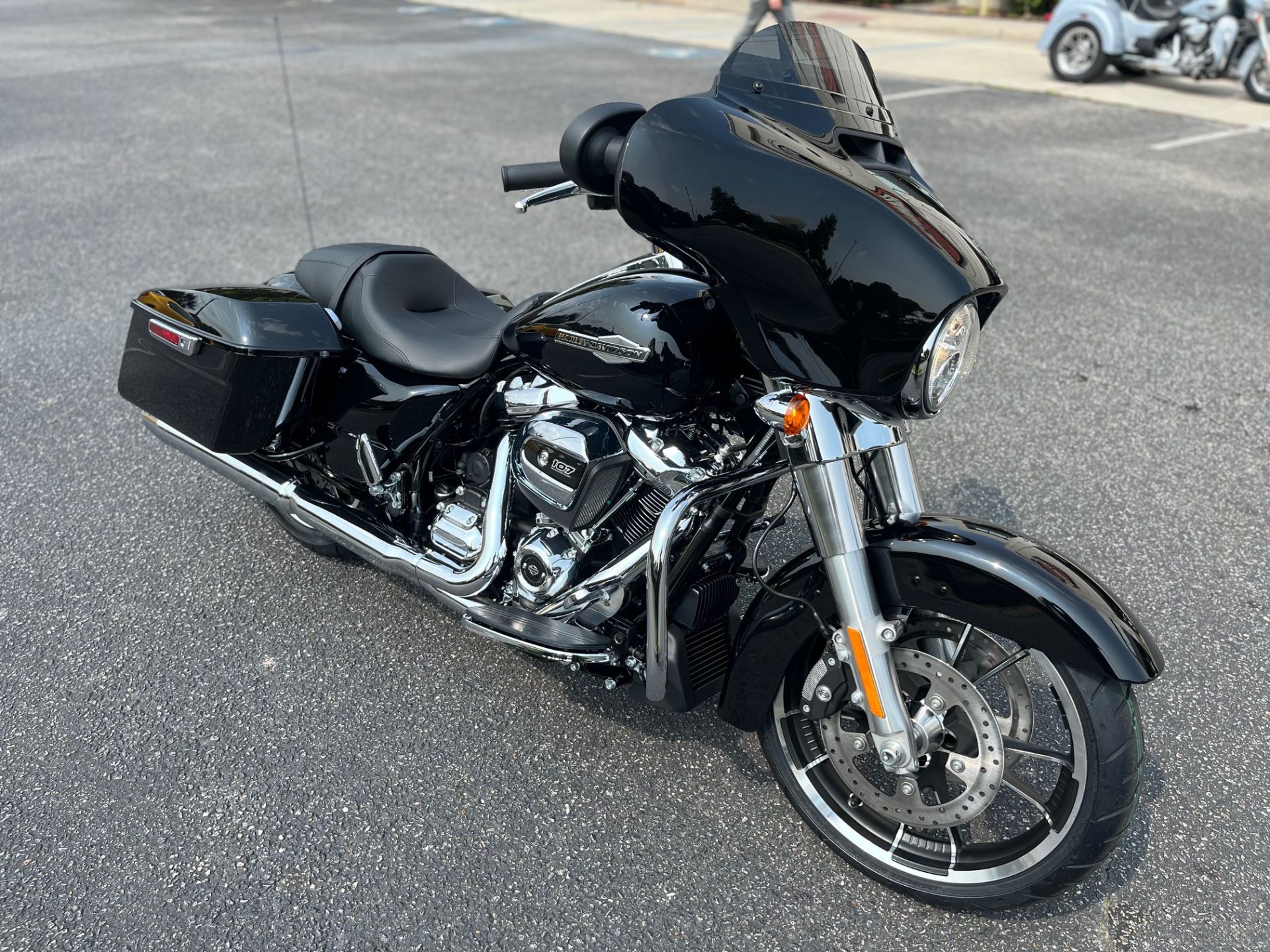 2023 Harley-Davidson Street Glide® in Virginia Beach, Virginia - Photo 2