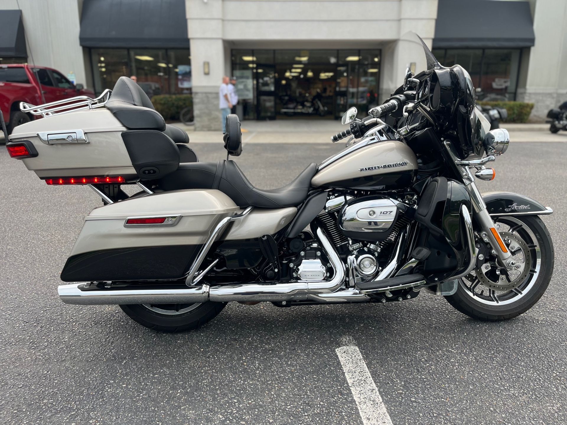 2018 Harley-Davidson Ultra Limited Low in Virginia Beach, Virginia - Photo 4
