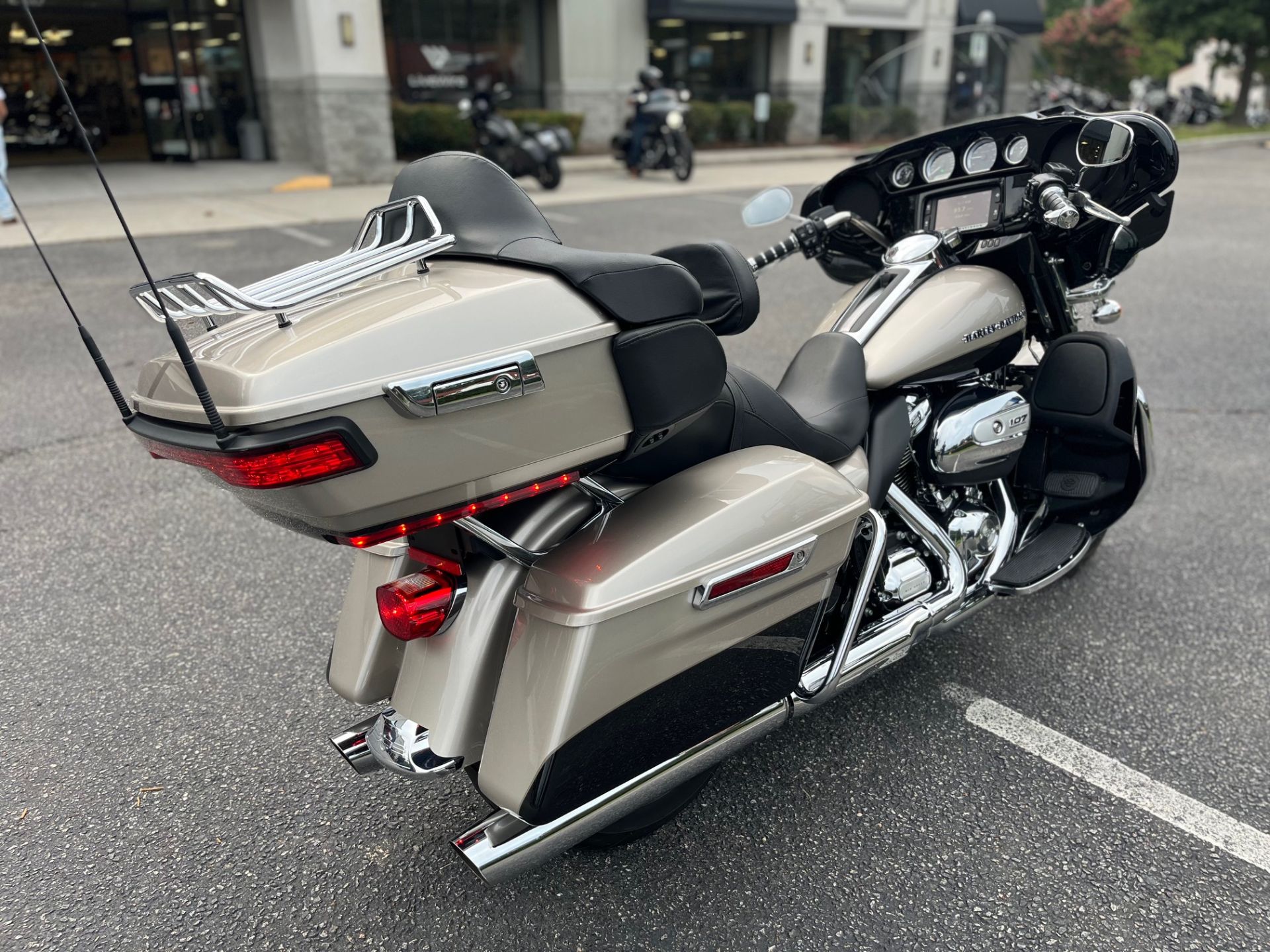 2018 Harley-Davidson Ultra Limited Low in Virginia Beach, Virginia - Photo 5