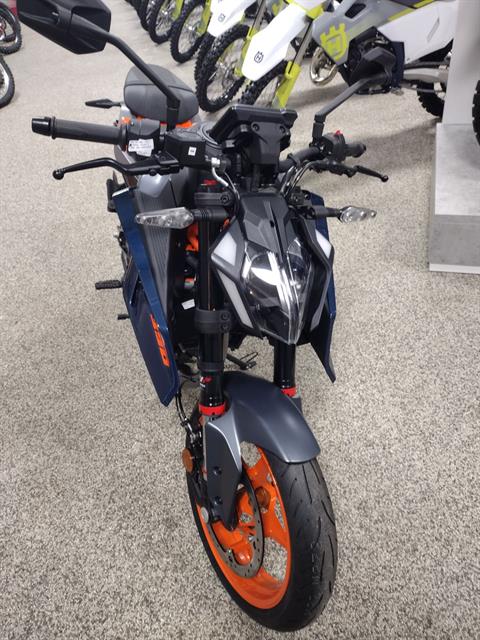 2024 KTM 390 Duke in Murrysville, Pennsylvania - Photo 4