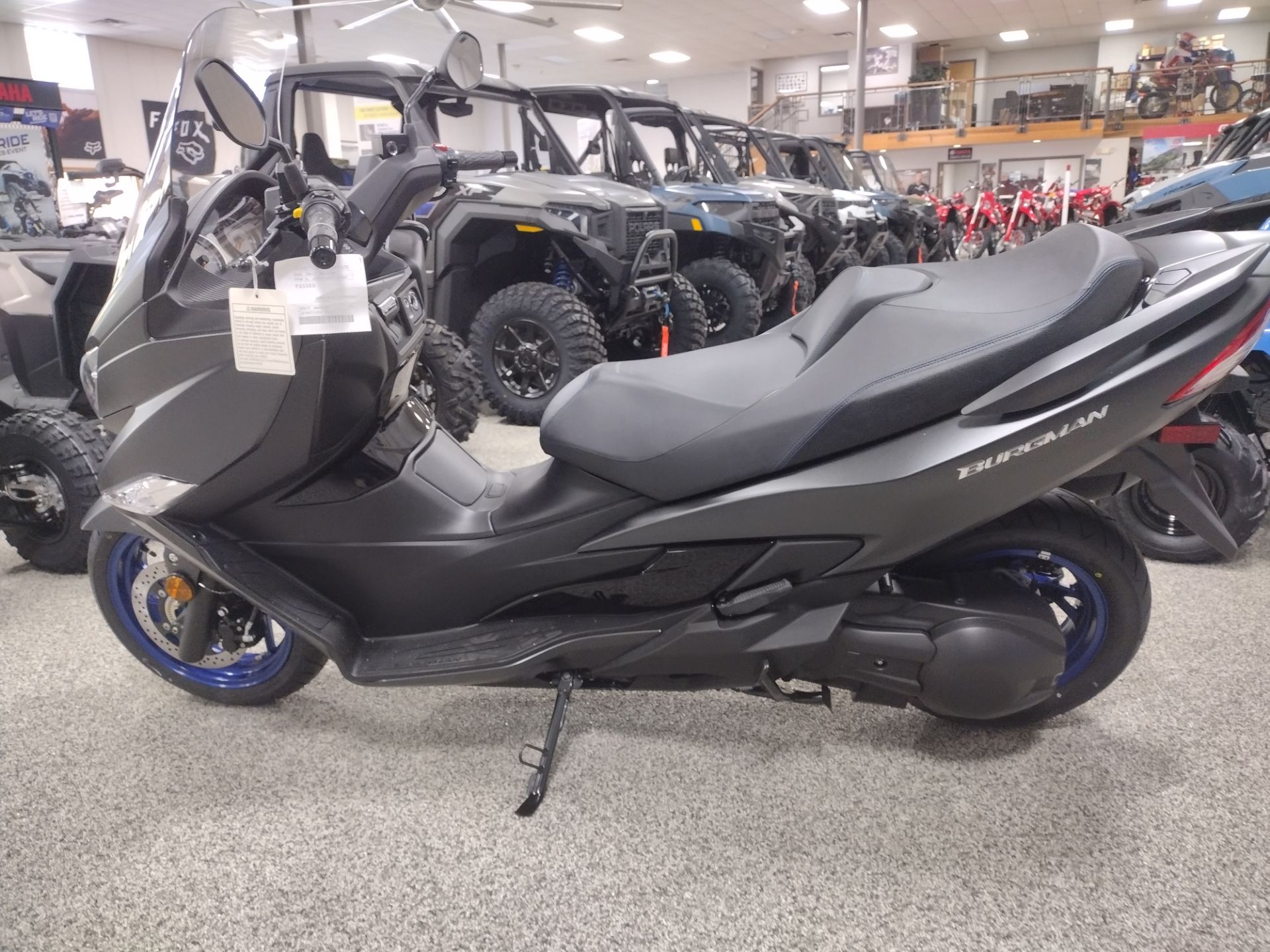 2025 Suzuki Burgman 400 in Murrysville, Pennsylvania - Photo 3