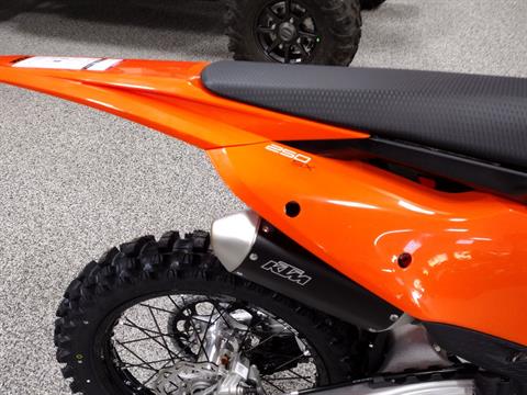 2025 KTM 250 SX in Murrysville, Pennsylvania - Photo 2