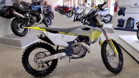 2024 Husqvarna FC 450 in Murrysville, Pennsylvania - Photo 1