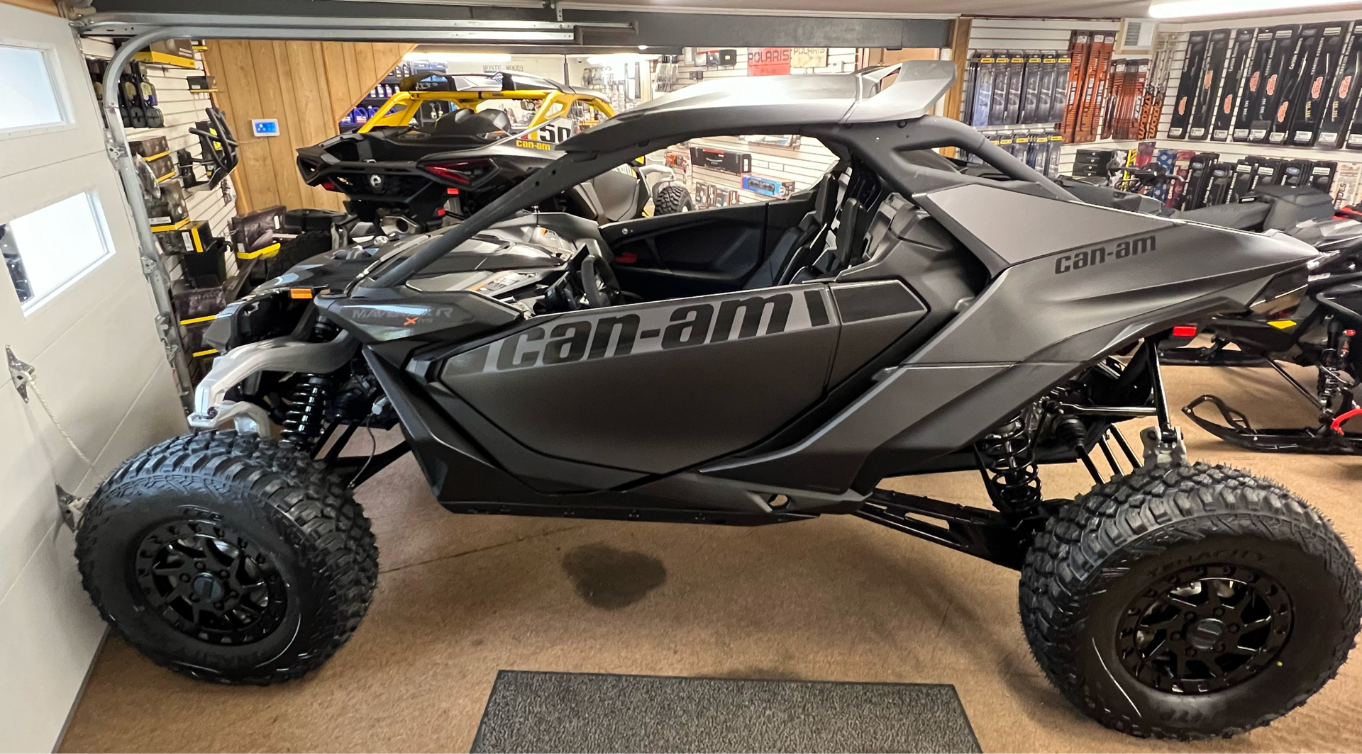 2024 Can-Am Maverick R X in Mars, Pennsylvania - Photo 2