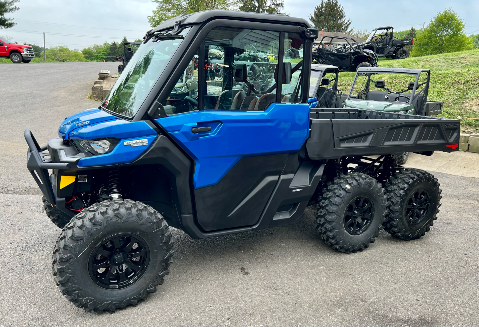 2023 Can-Am Defender 6x6 CAB Limited in Mars, Pennsylvania - Photo 1