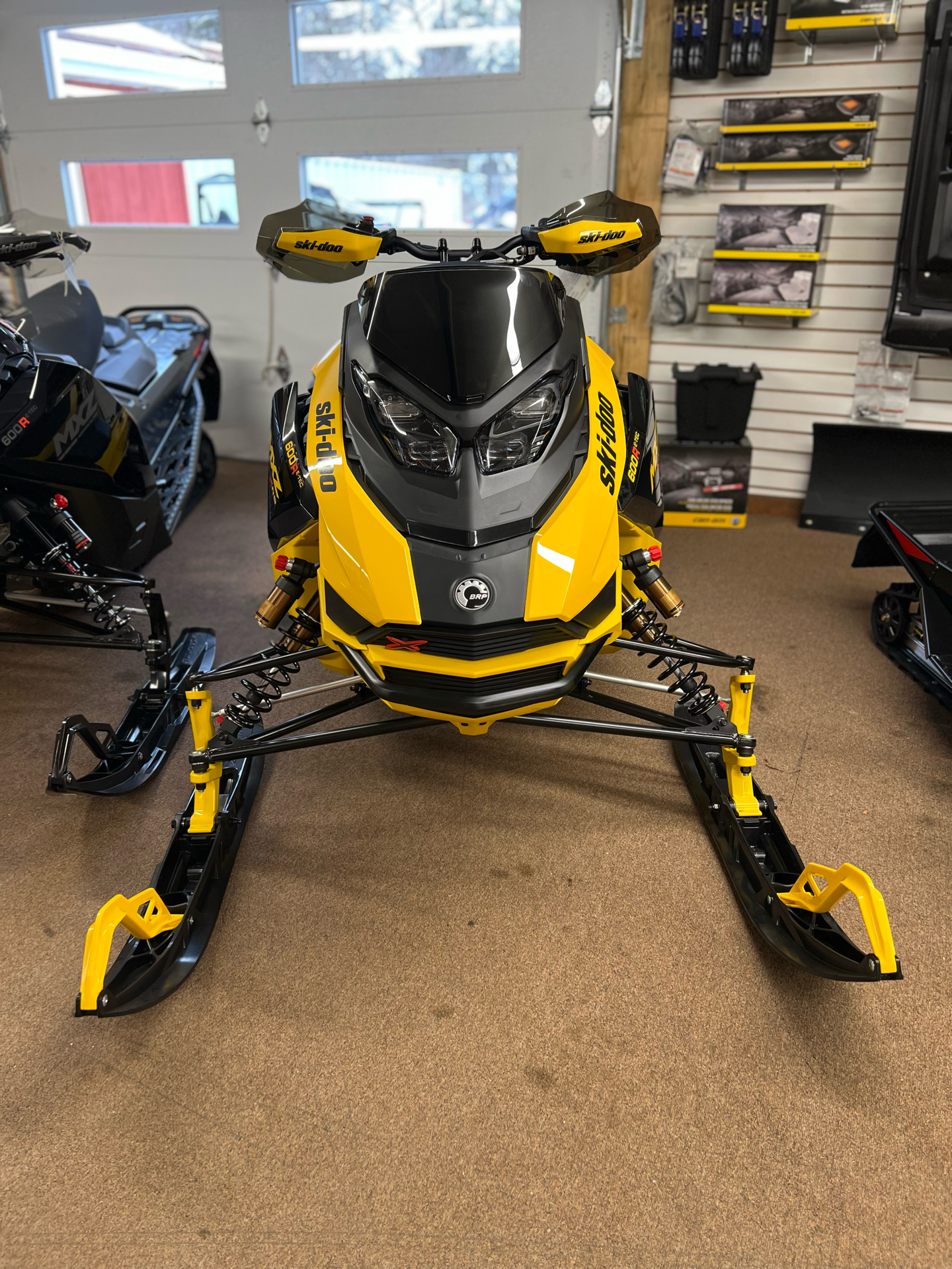 2024 Ski-Doo MXZ X-RS w/ Competition Package 600R E-TEC RipSaw II 2-Ply 1.25 in Mars, Pennsylvania - Photo 1