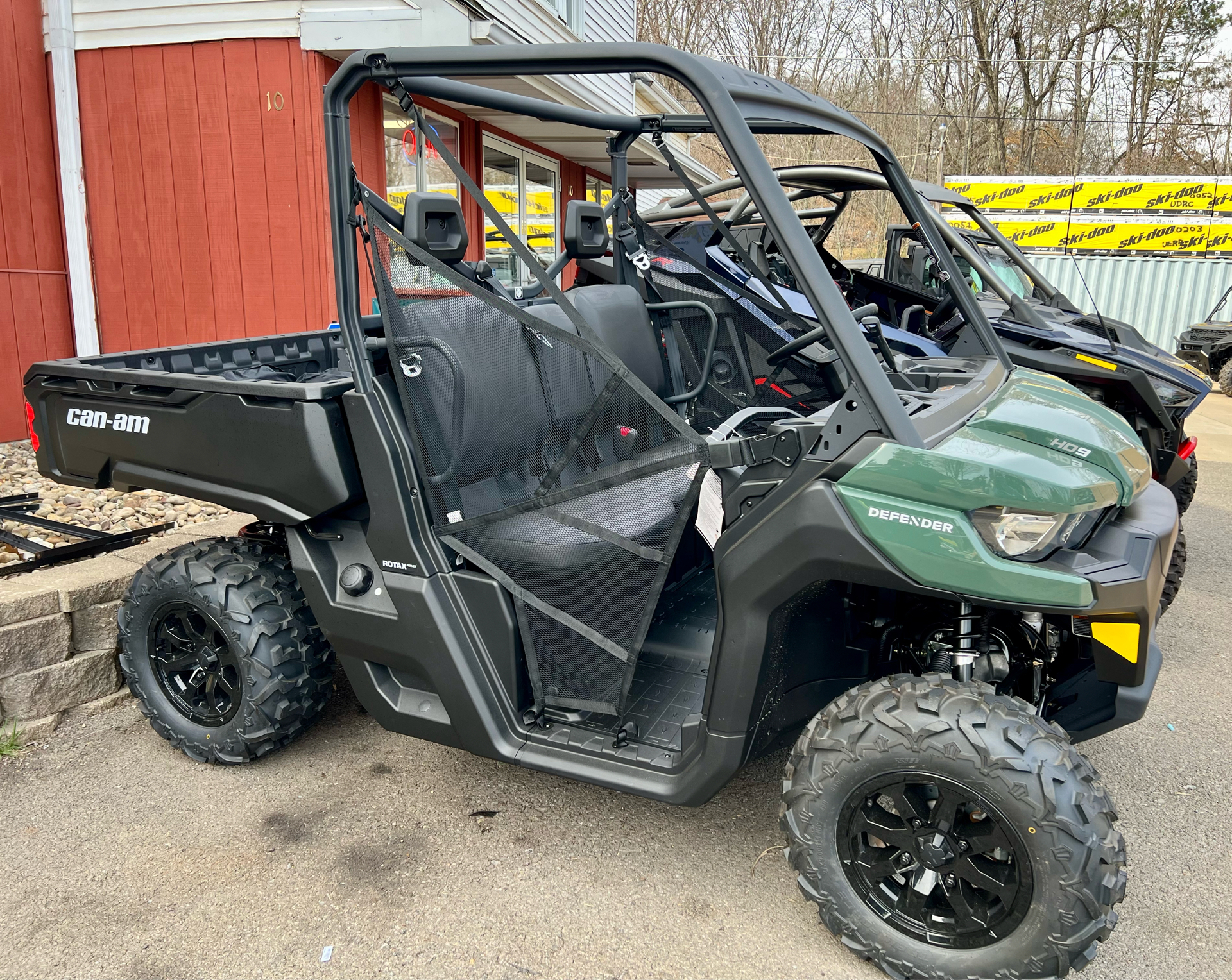 2024 Can-Am Defender DPS HD9 in Mars, Pennsylvania - Photo 1