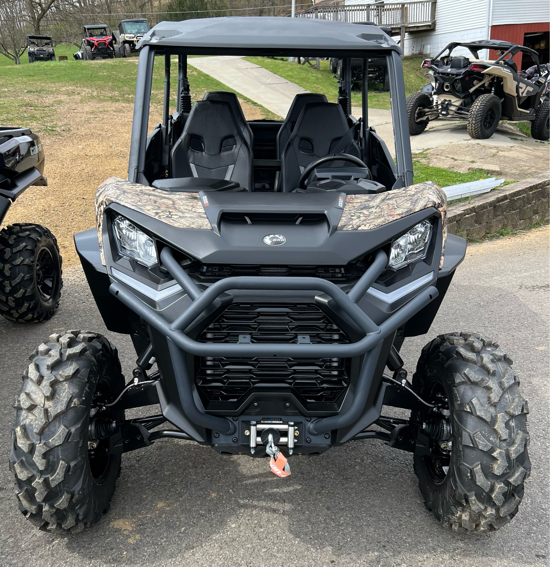 2023 Can-Am Commander MAX XT 1000R in Mars, Pennsylvania - Photo 1