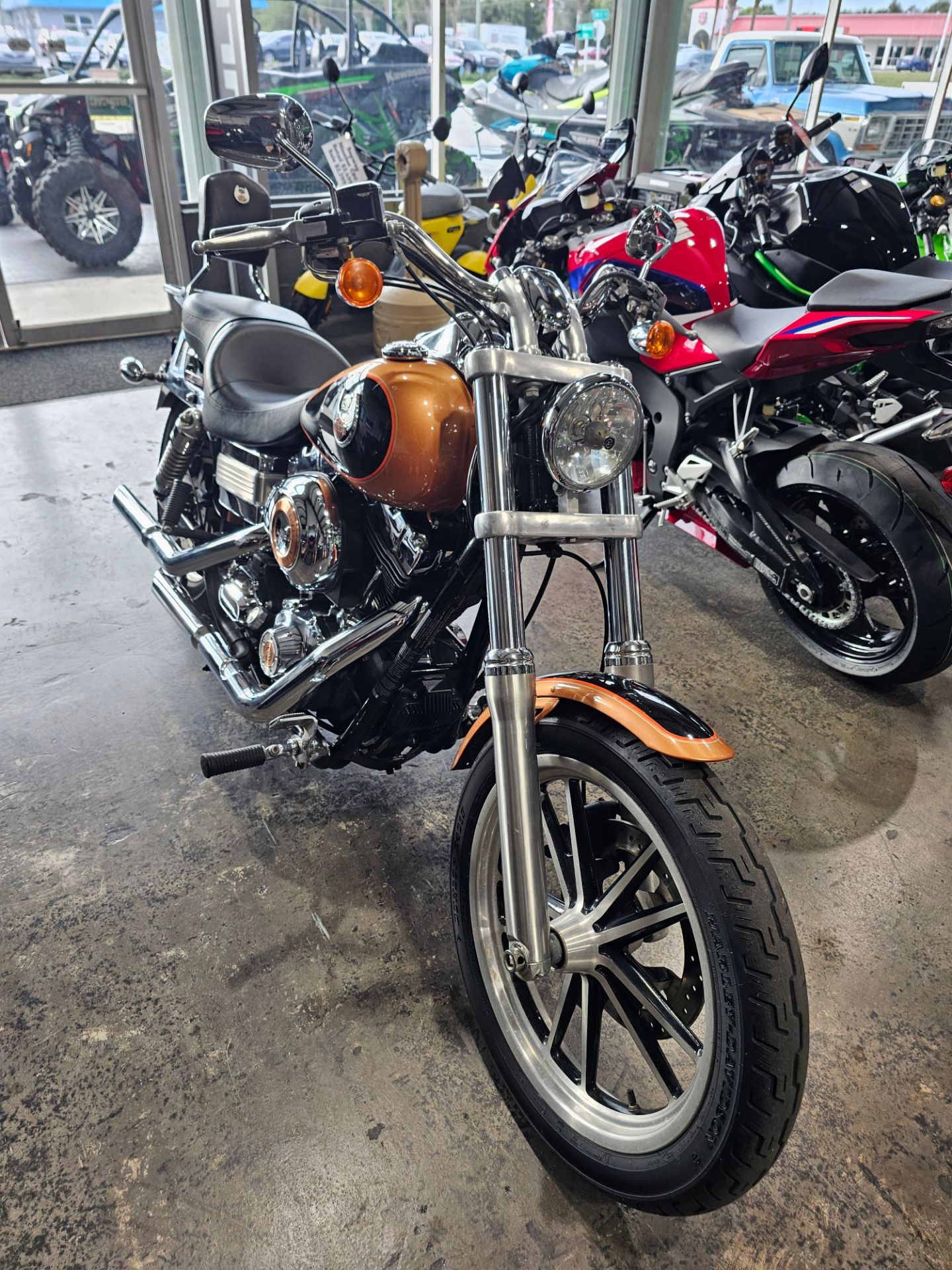 2008 Harley-Davidson Dyna® Low Rider® in Fort Pierce, Florida - Photo 2