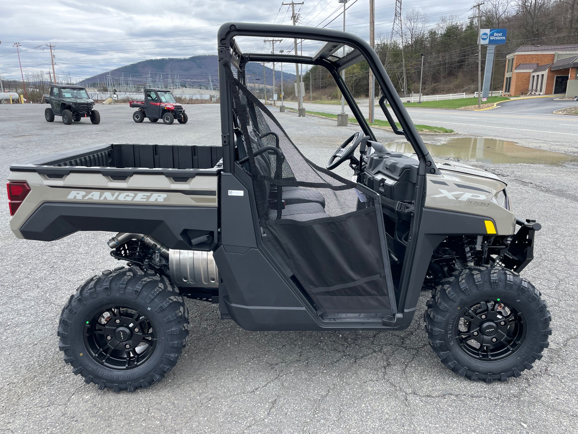 2024 Polaris Ranger XP 1000 Premium in Troutville, Virginia - Photo 6