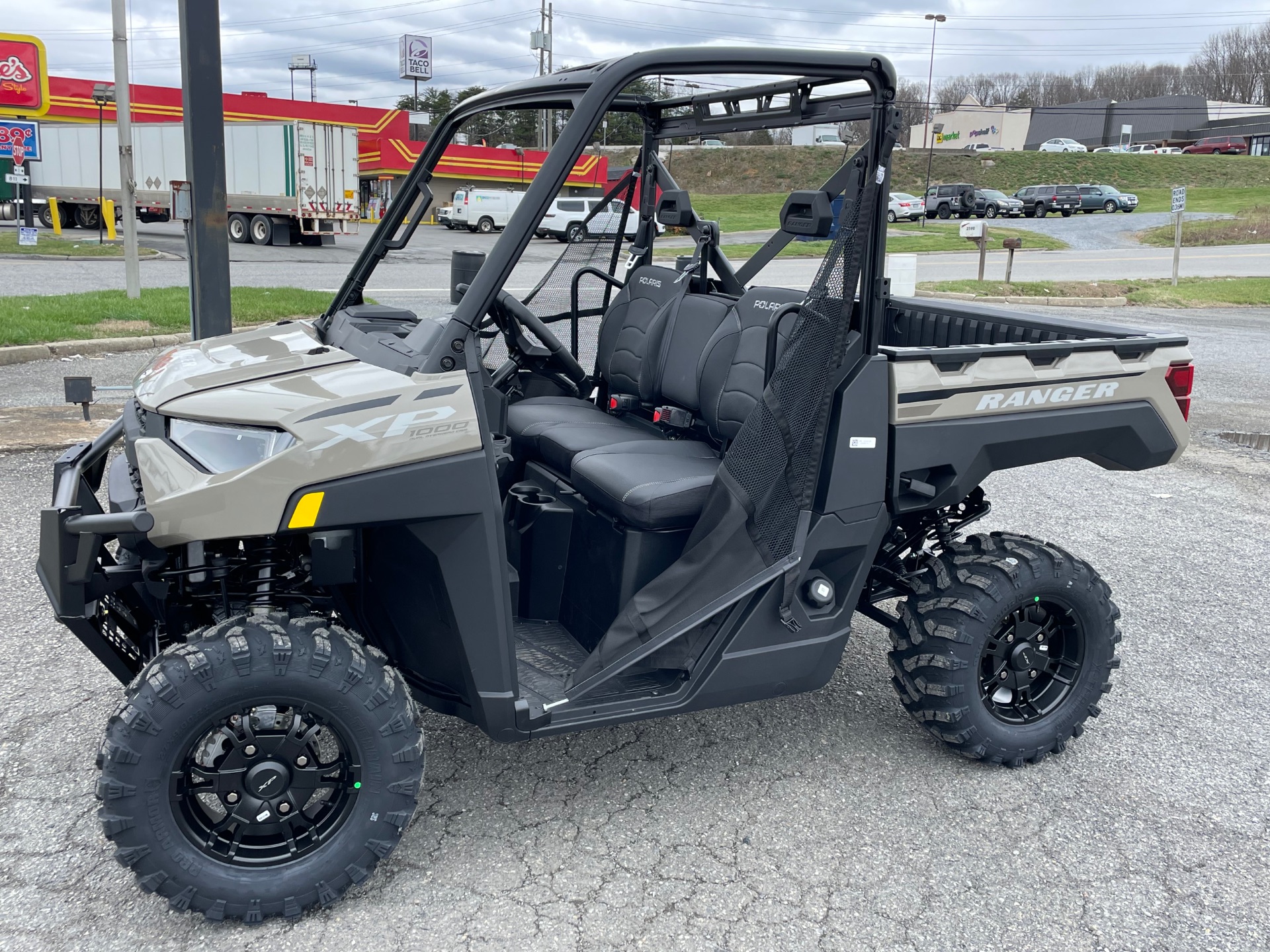 2024 Polaris Ranger XP 1000 Premium in Troutville, Virginia - Photo 3