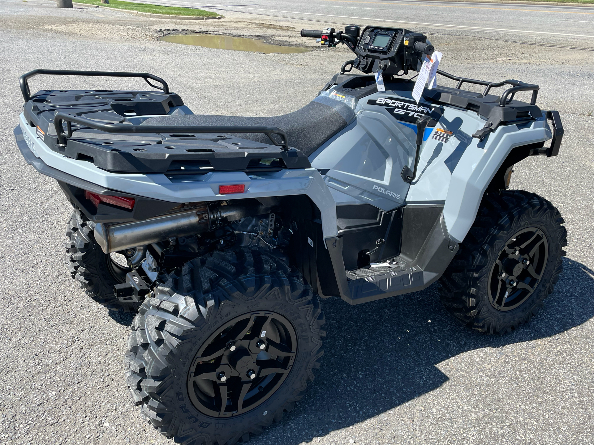 2024 Polaris Sportsman 570 Premium in Troutville, Virginia - Photo 11