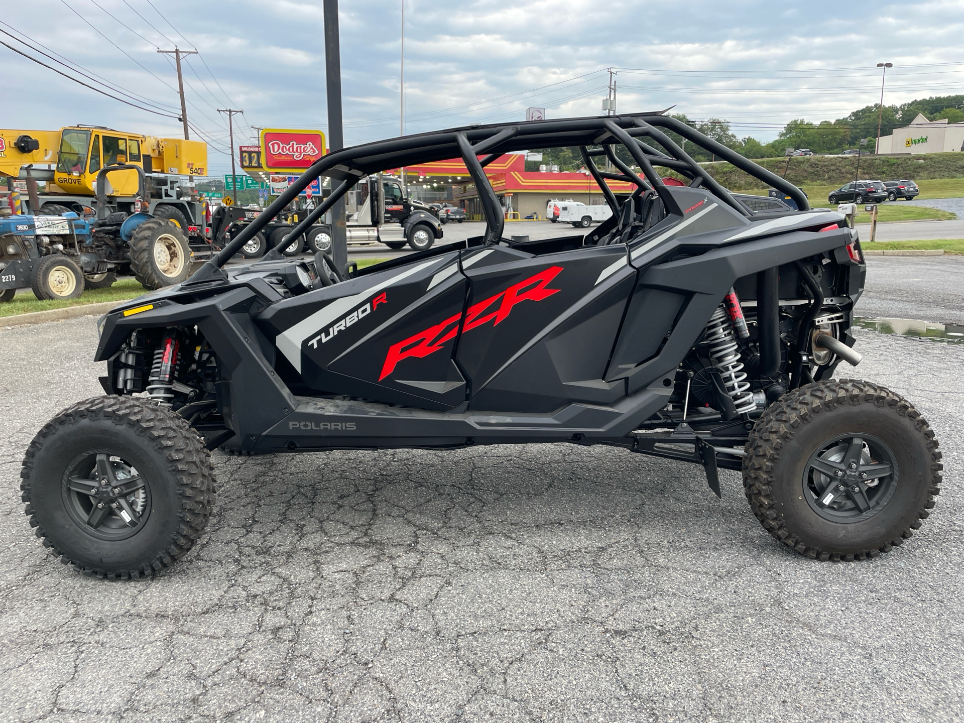 2023 Polaris RZR Turbo R 4 Ultimate in Troutville, Virginia - Photo 2