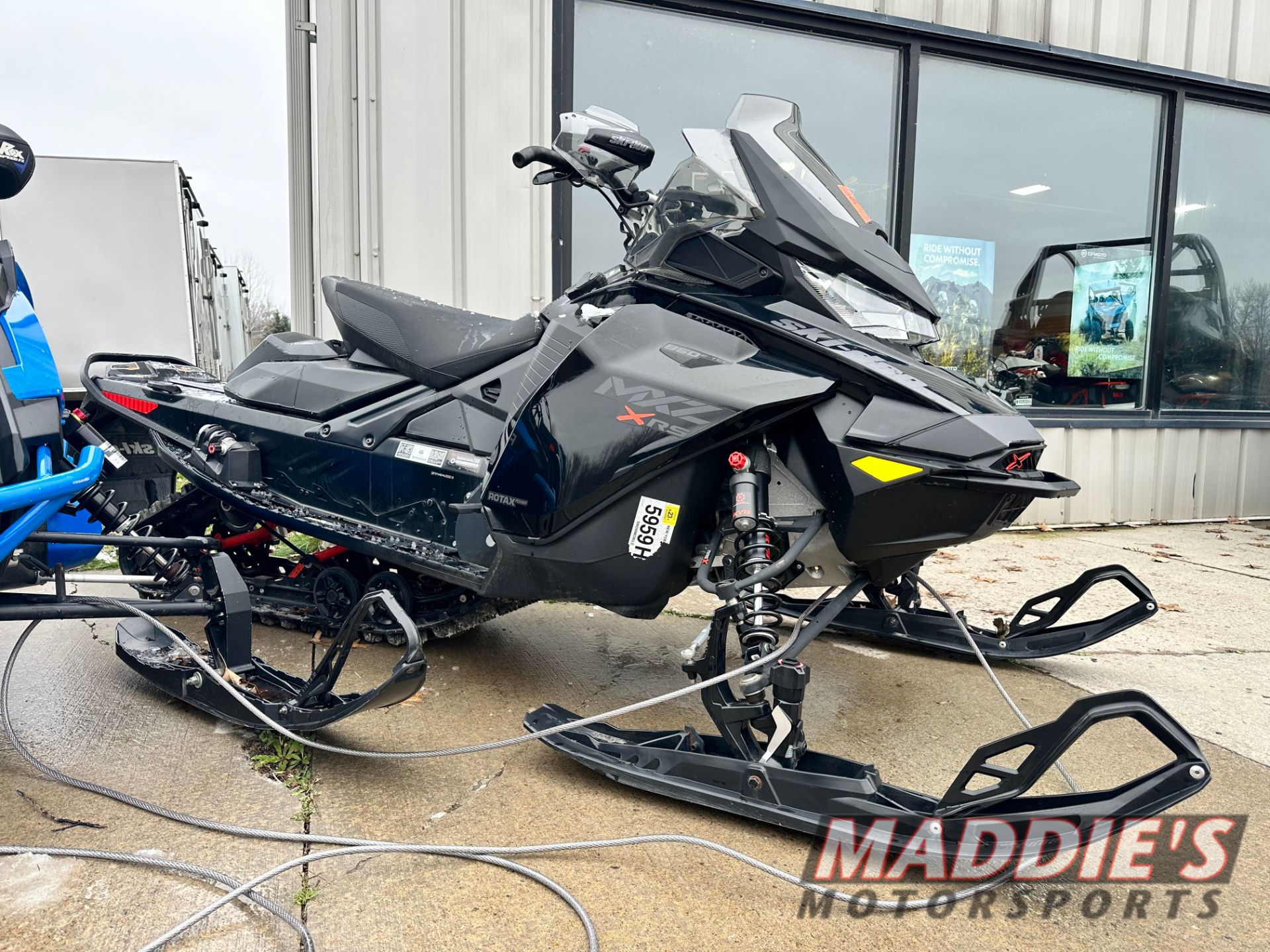 2022 Ski-Doo MXZ X-RS 850 E-TEC ES w/ Adj. Pkg, Ice Ripper XT 1.5 in Spencerport, New York - Photo 9