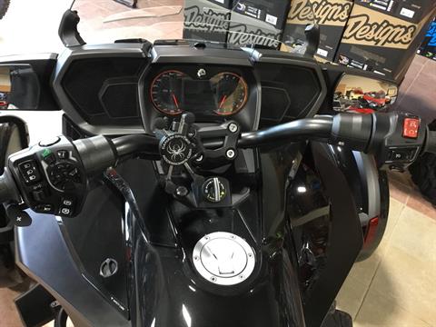 2016 Can-Am Spyder F3 Limited Special Series in Spencerport, New York - Photo 4