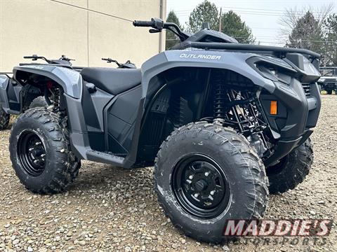 2024 Can-Am Outlander 500 in Spencerport, New York - Photo 8