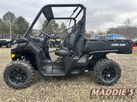 2023 Can-Am Defender DPS HD9 in Spencerport, New York - Photo 2