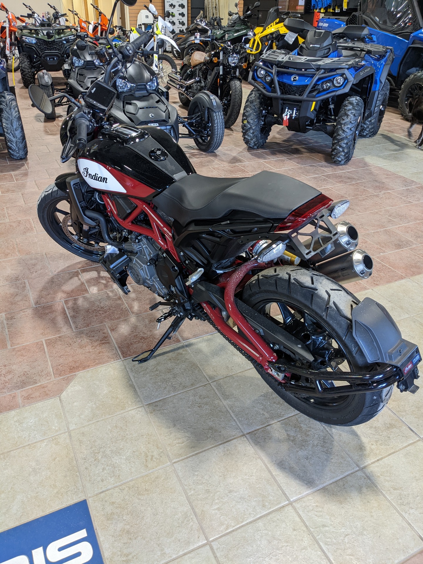 2019 Indian Motorcycle FTR™ 1200 S in Spencerport, New York - Photo 2