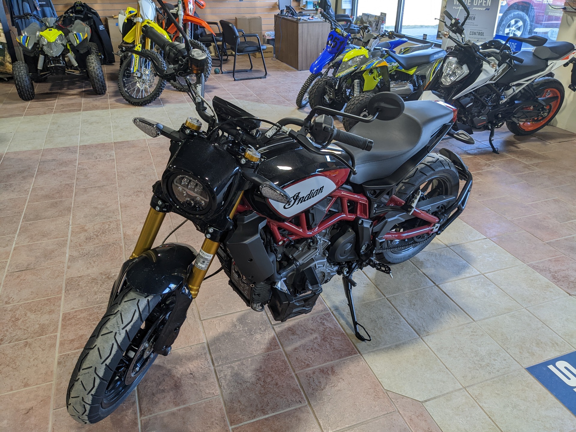 2019 Indian Motorcycle FTR™ 1200 S in Spencerport, New York - Photo 3