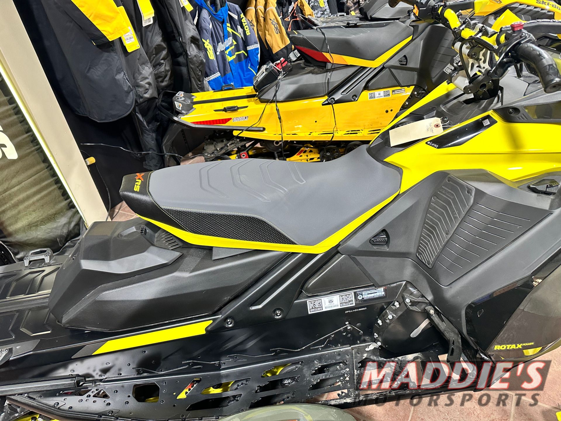 2022 Ski-Doo Renegade X-RS 850 E-TEC ES Ice Ripper XT 1.5 in Spencerport, New York - Photo 8