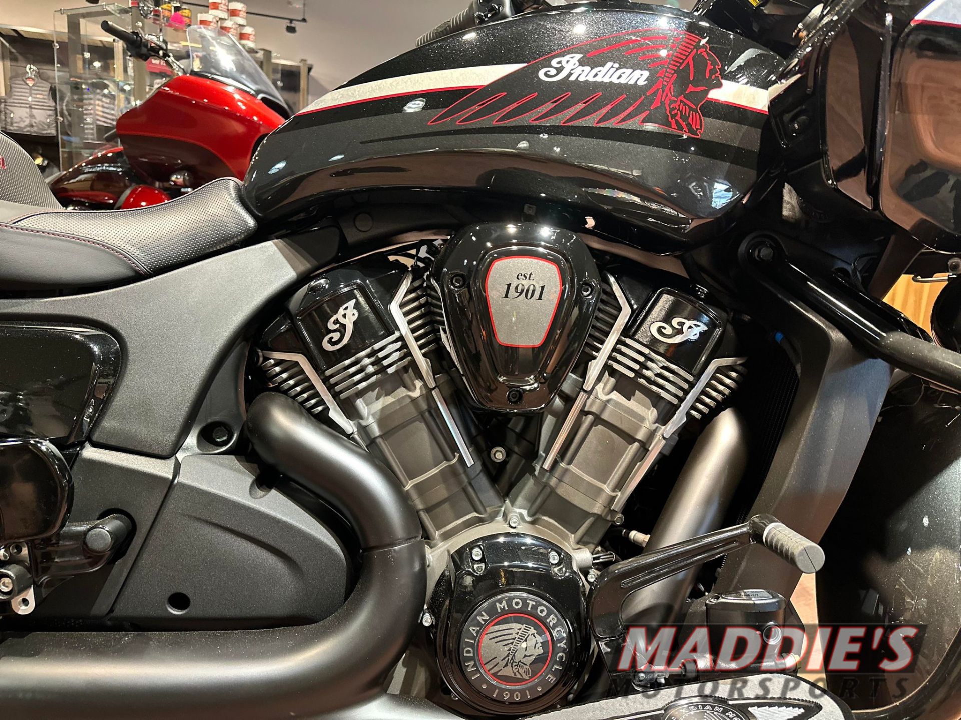 2024 Indian Motorcycle Challenger® Elite in Hamburg, New York - Photo 21