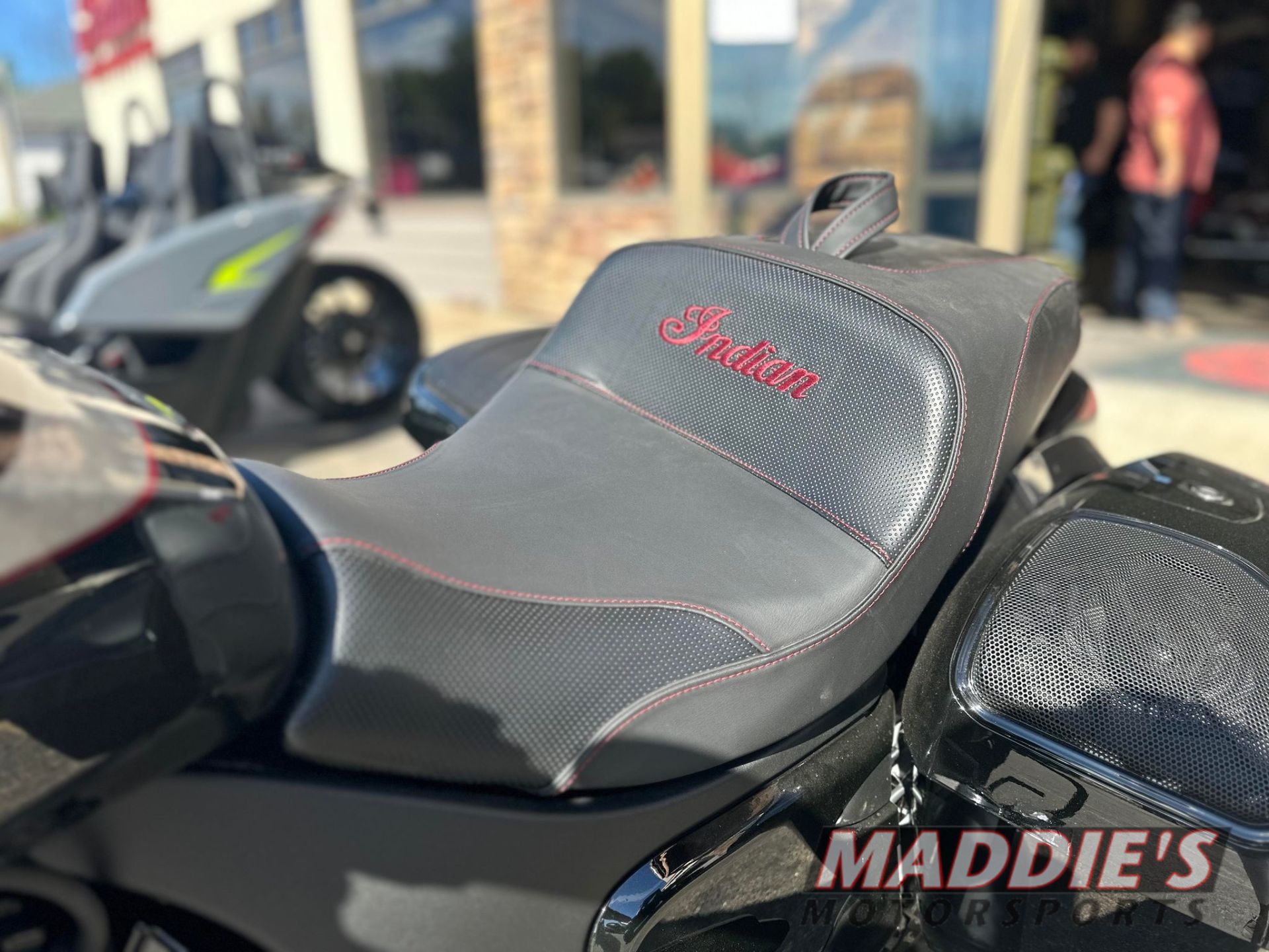 2024 Indian Motorcycle Challenger® Elite in Hamburg, New York - Photo 16