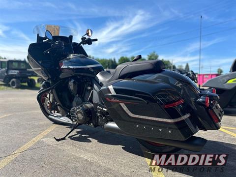 2024 Indian Motorcycle Challenger® Elite in Hamburg, New York - Photo 4