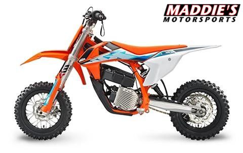 2024 KTM SX-E 3 in Dansville, New York - Photo 11