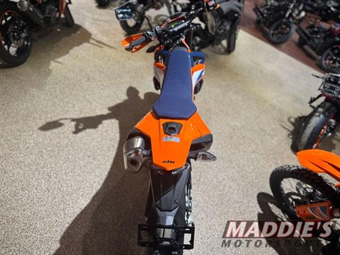 2024 KTM 690 SMC R in Dansville, New York - Photo 6