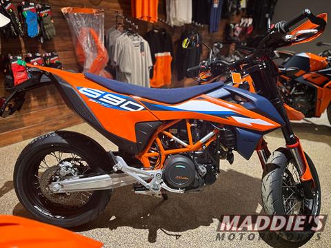 2024 KTM 690 SMC R in Dansville, New York - Photo 7