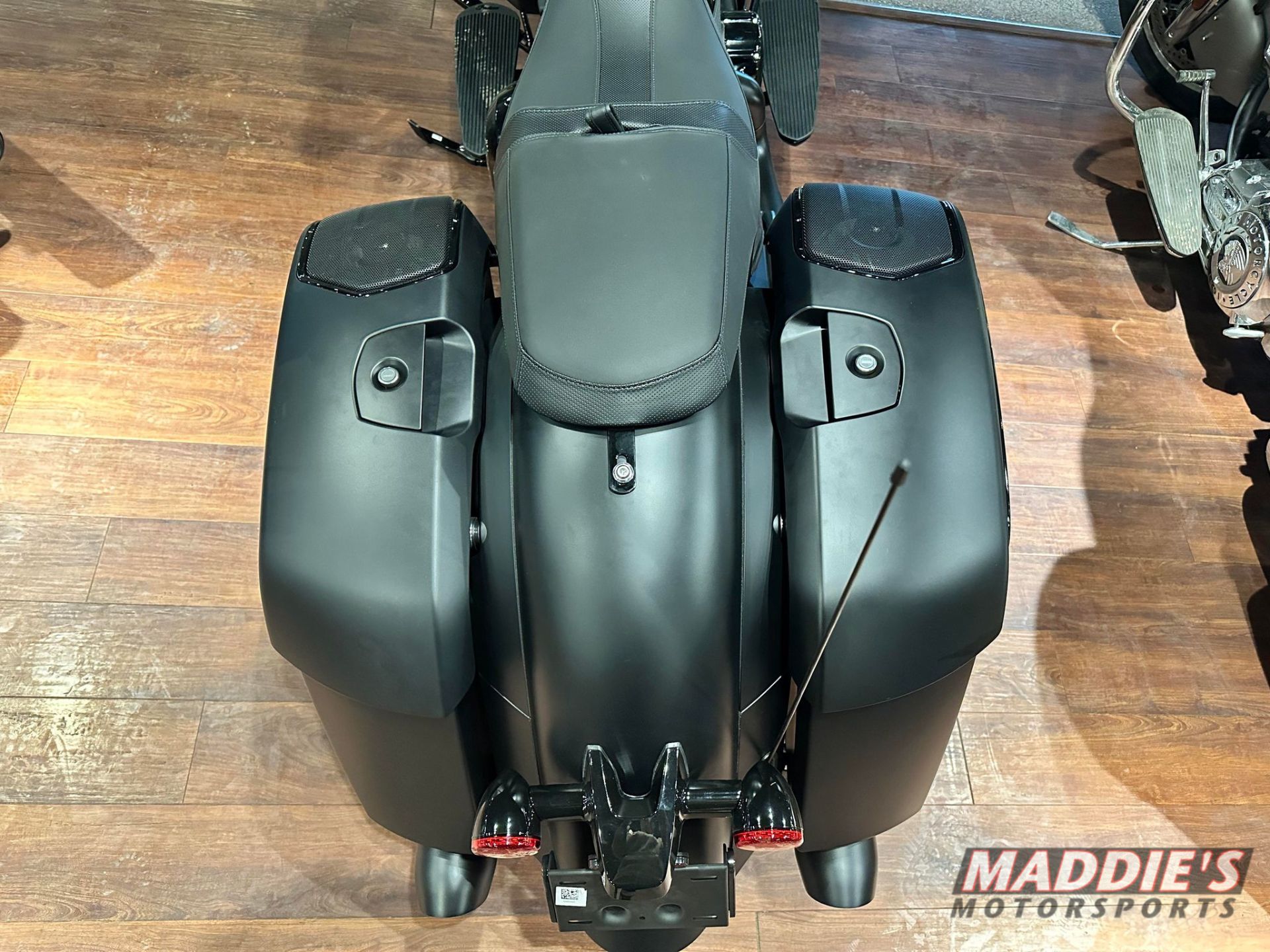 2024 Indian Motorcycle Chieftain® Dark Horse® with PowerBand Audio Package in Dansville, New York - Photo 4