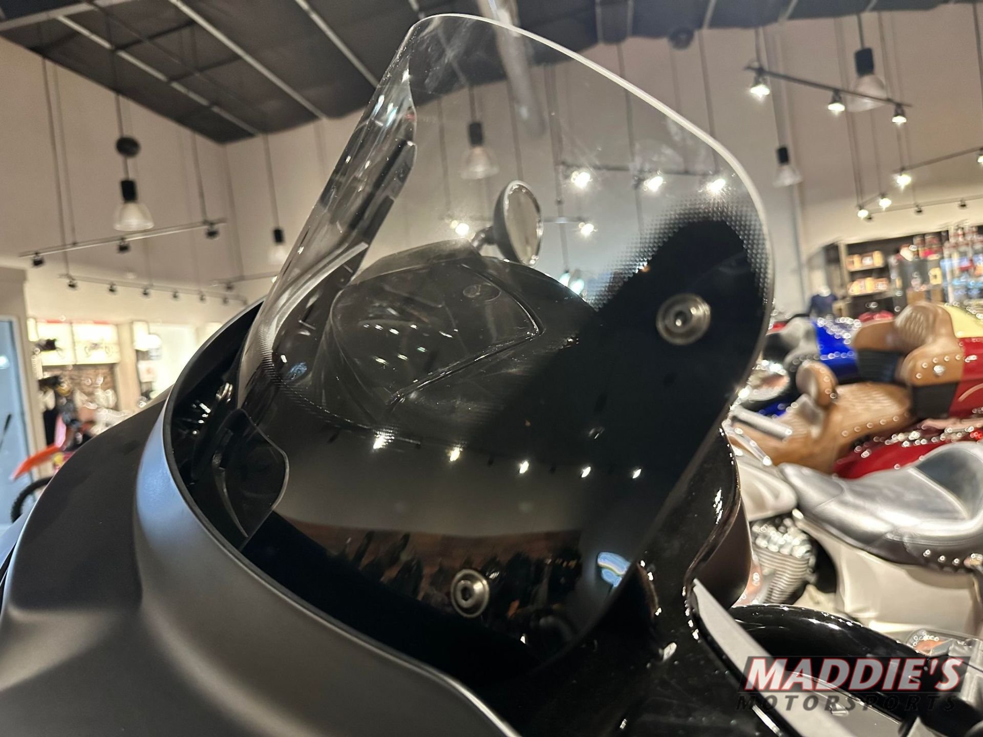 2024 Indian Motorcycle Chieftain® Dark Horse® with PowerBand Audio Package in Dansville, New York - Photo 16