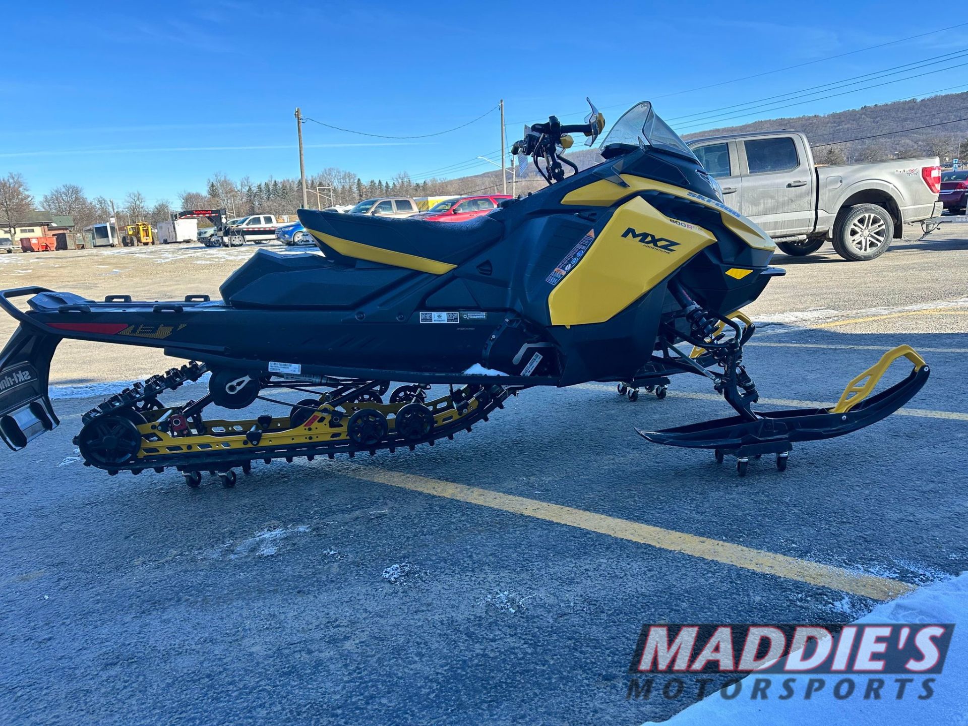 2024 Ski-Doo MXZ Adrenaline 137 600R E-TEC ES Ripsaw 1.25 in Dansville, New York - Photo 7