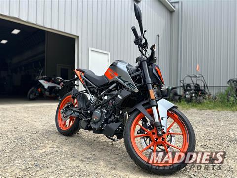 2023 KTM 200 Duke in Dansville, New York - Photo 7