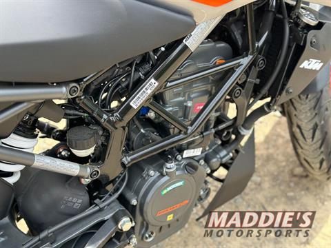 2023 KTM 200 Duke in Dansville, New York - Photo 14