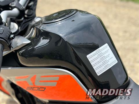 2023 KTM 200 Duke in Dansville, New York - Photo 9