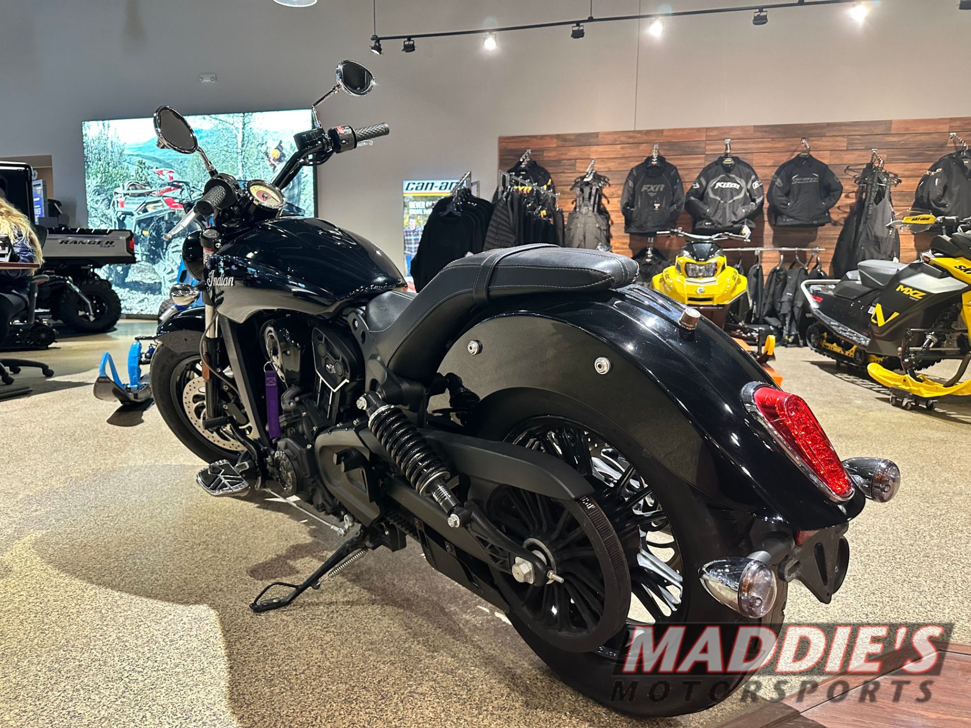 2016 Indian Motorcycle Scout® Sixty in Dansville, New York - Photo 4