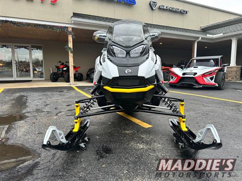 2024 Ski-Doo MXZ Adrenaline with Blizzard Package 129 850 E-TEC ES Ice Ripper XT 1.25 in Dansville, New York - Photo 9